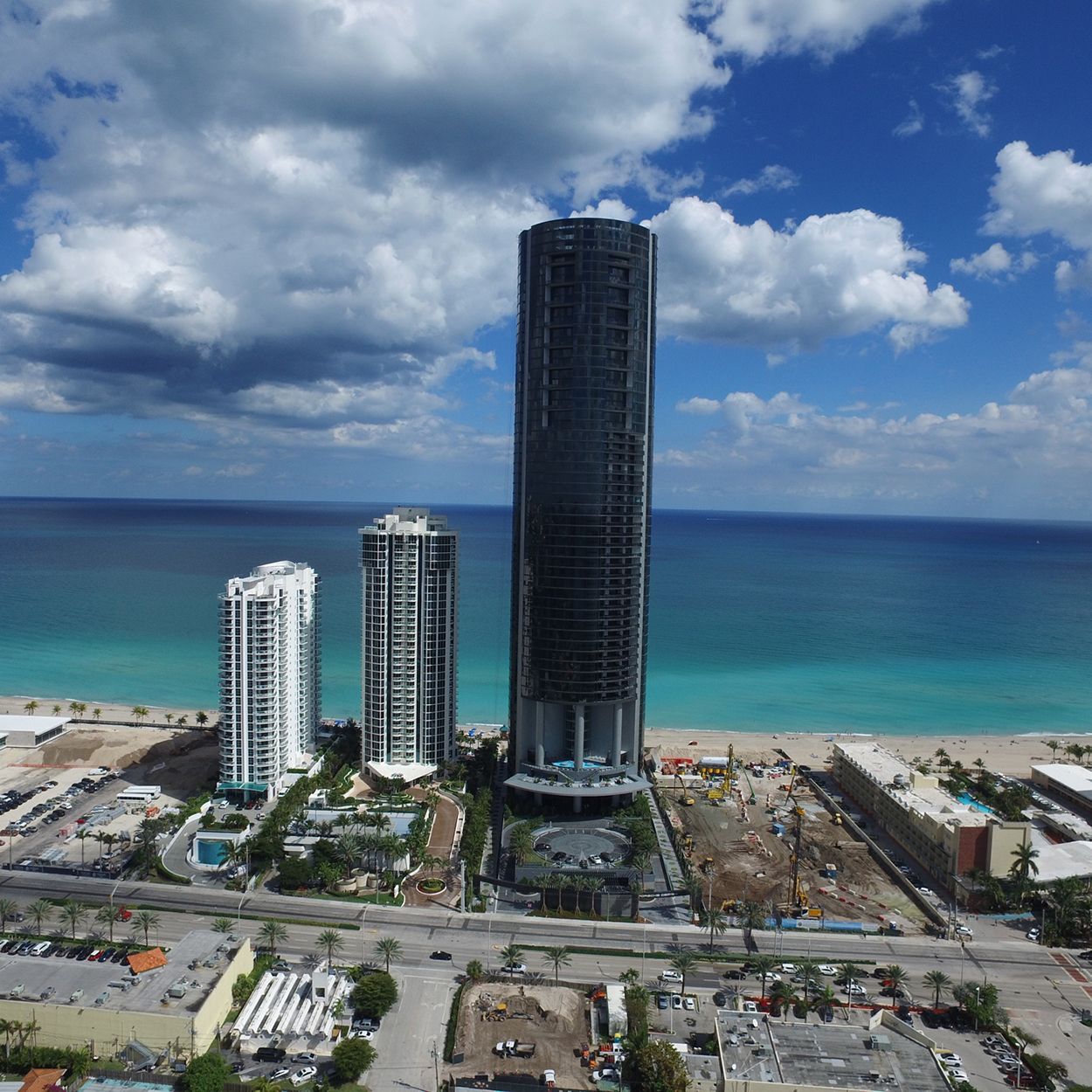 Shows Picture of 210828_Image_Miami_1250x1250px.jpg