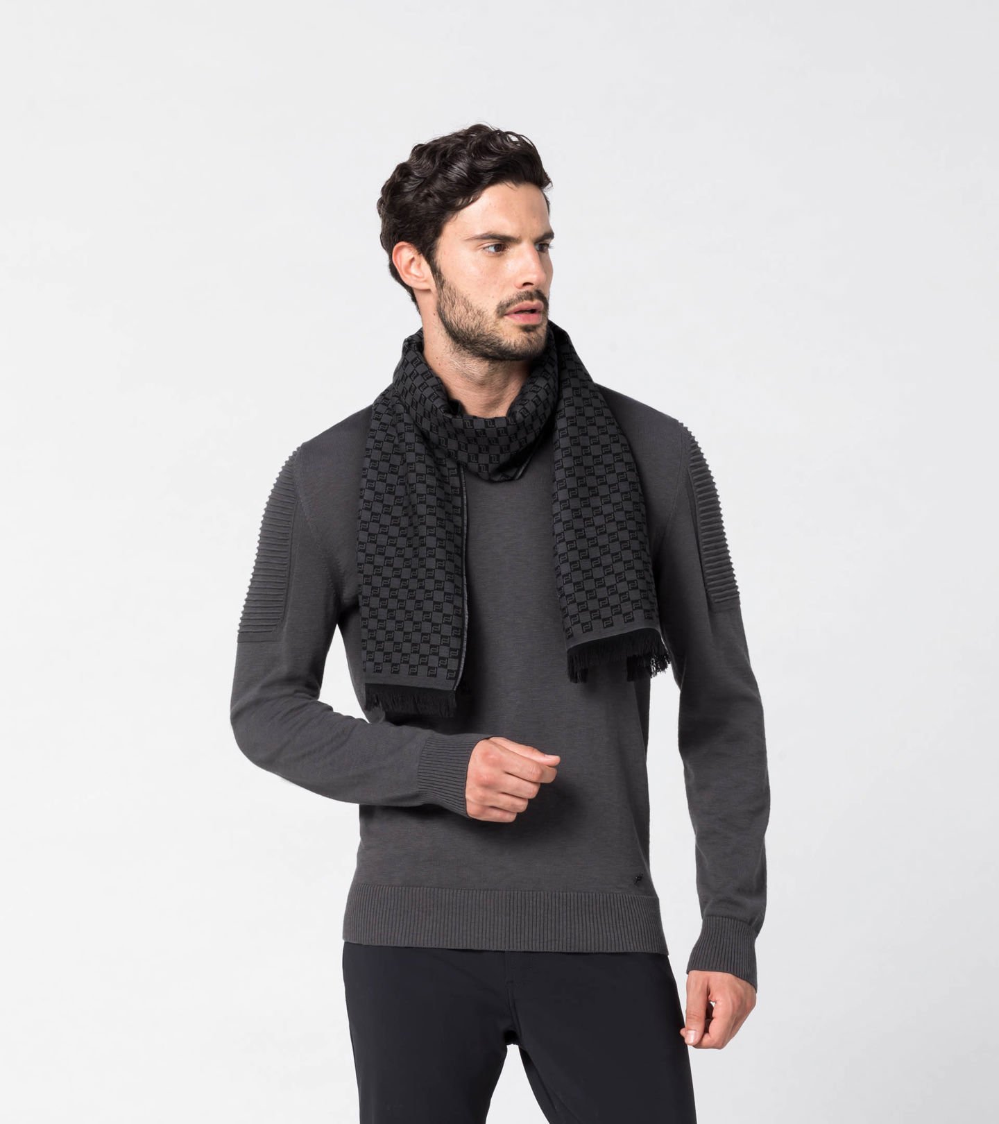 Side Near Middle view of product with ean 4056487024974