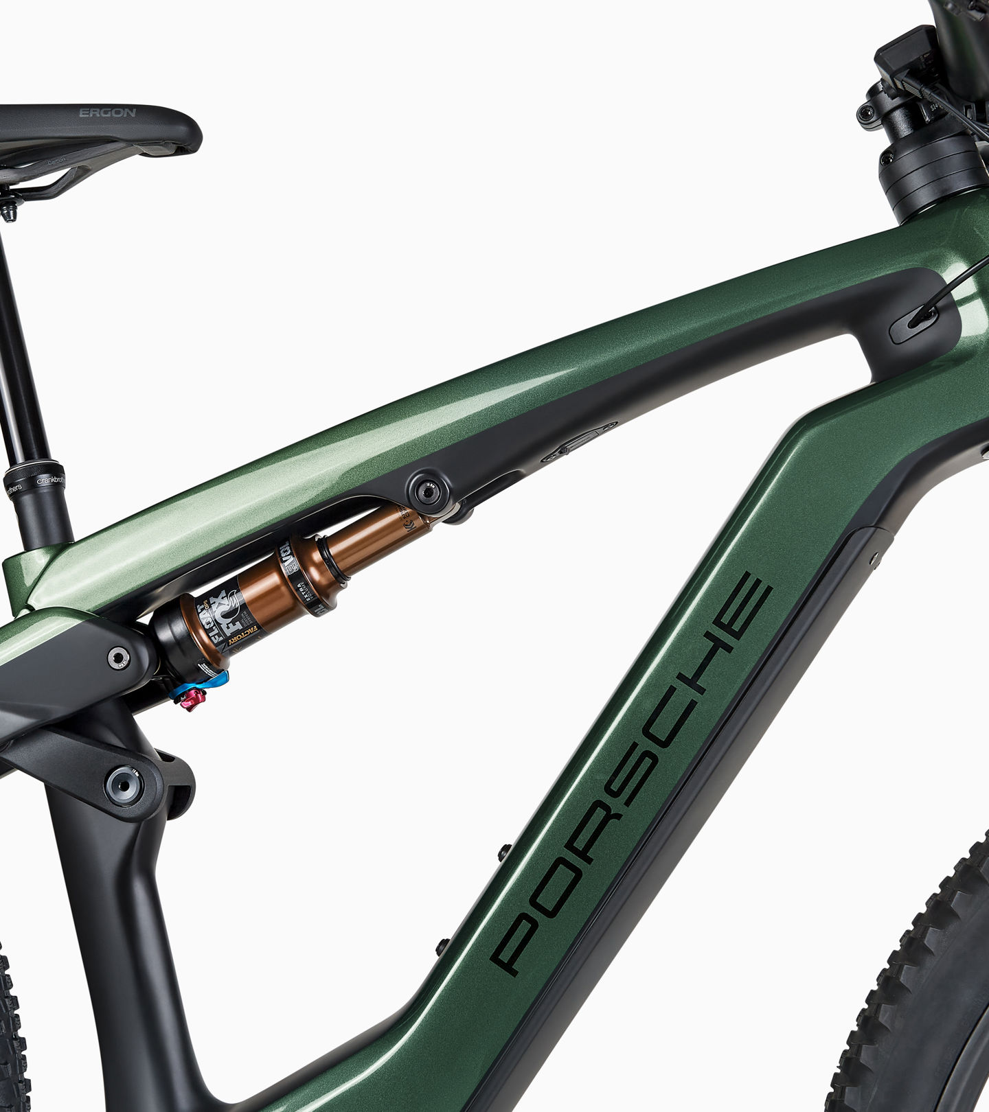 Shows Picture of WAP062EU30R00M-005_GA_PD_#SALL_#AIN_#V1.jpg