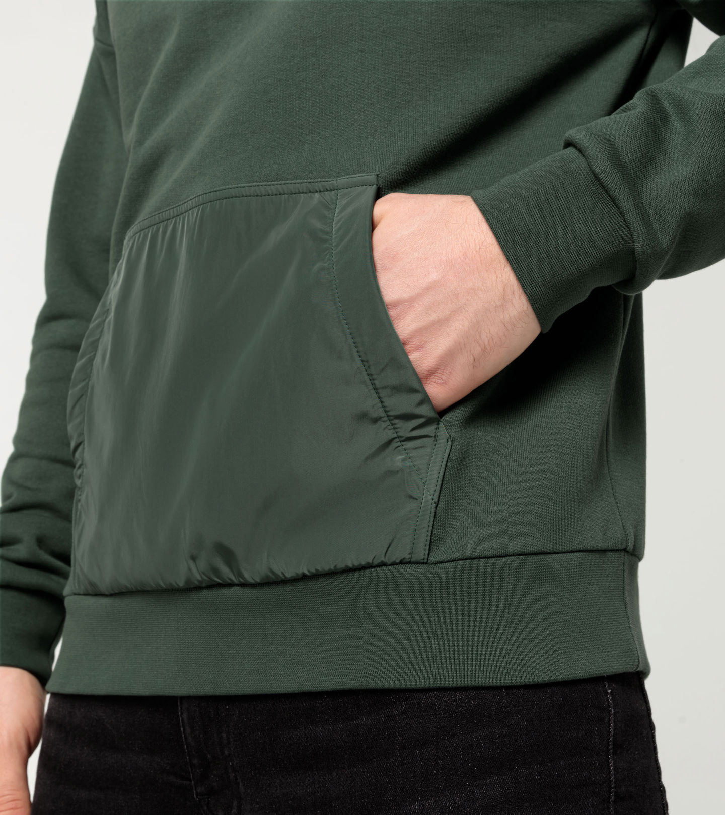 Shows Picture of WAP20200M0RESS-004_GA_PD_#SALL_#AIN_#V1.jpg