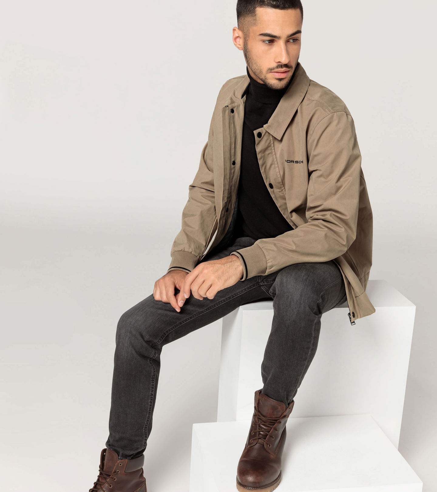 Shows Picture of WAP41200M0R60Y-006_GA_PD_#SALL_#AIN_#V1.jpg