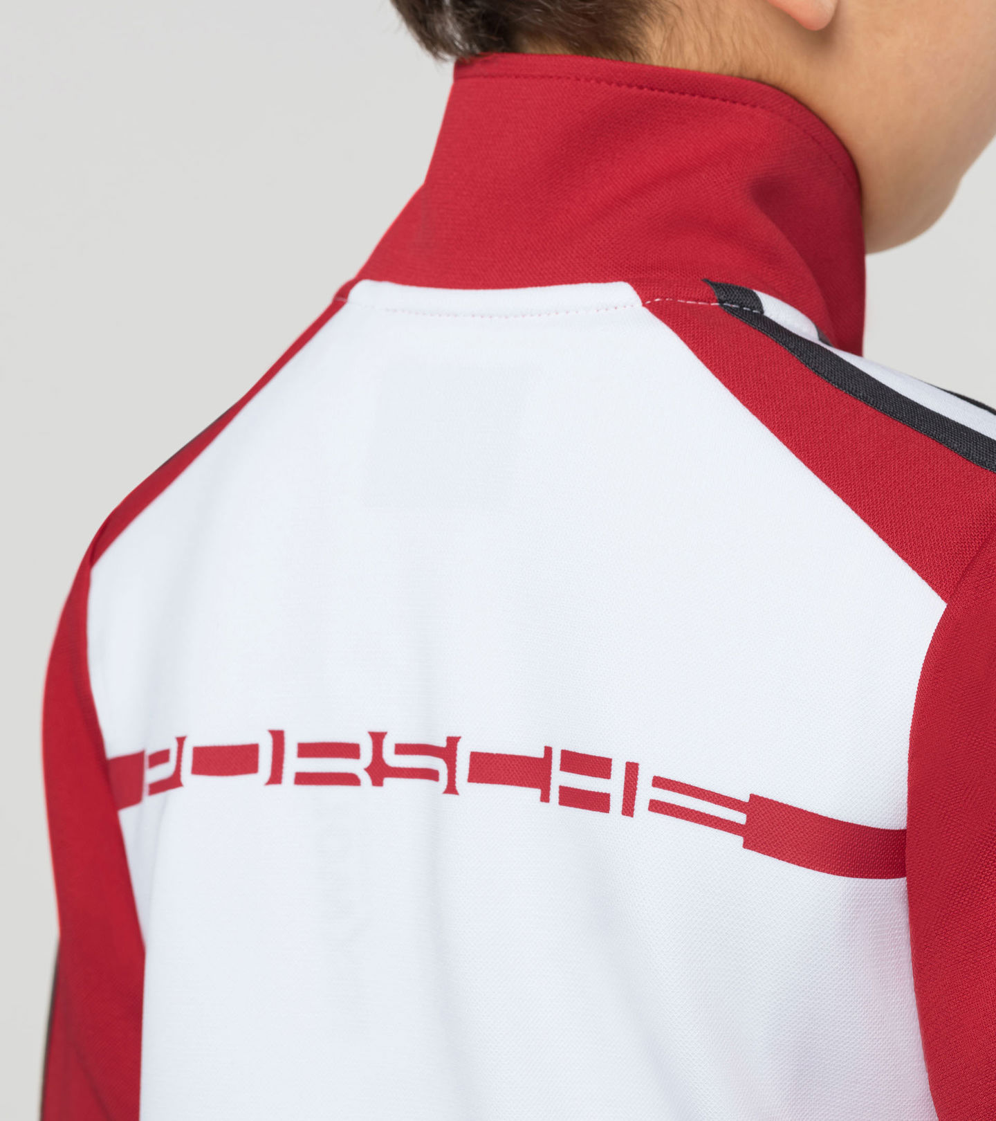 Side Near Middle view of product with ean 