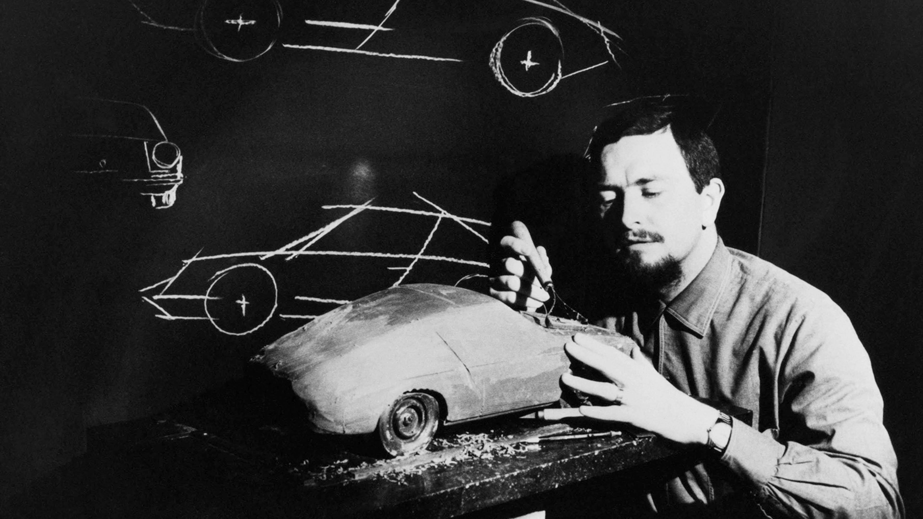 Shows Picture of 210928_Heritage_02_Content_Slider.jpg