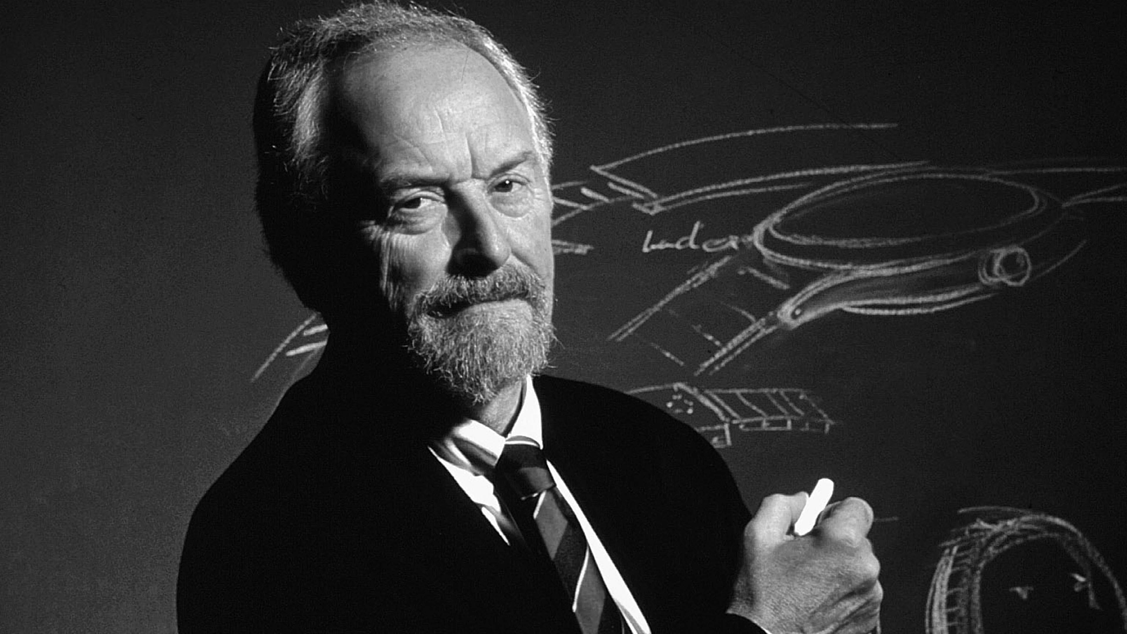 Shows Picture of 210928_Heritage_04_Content_Slider.jpg