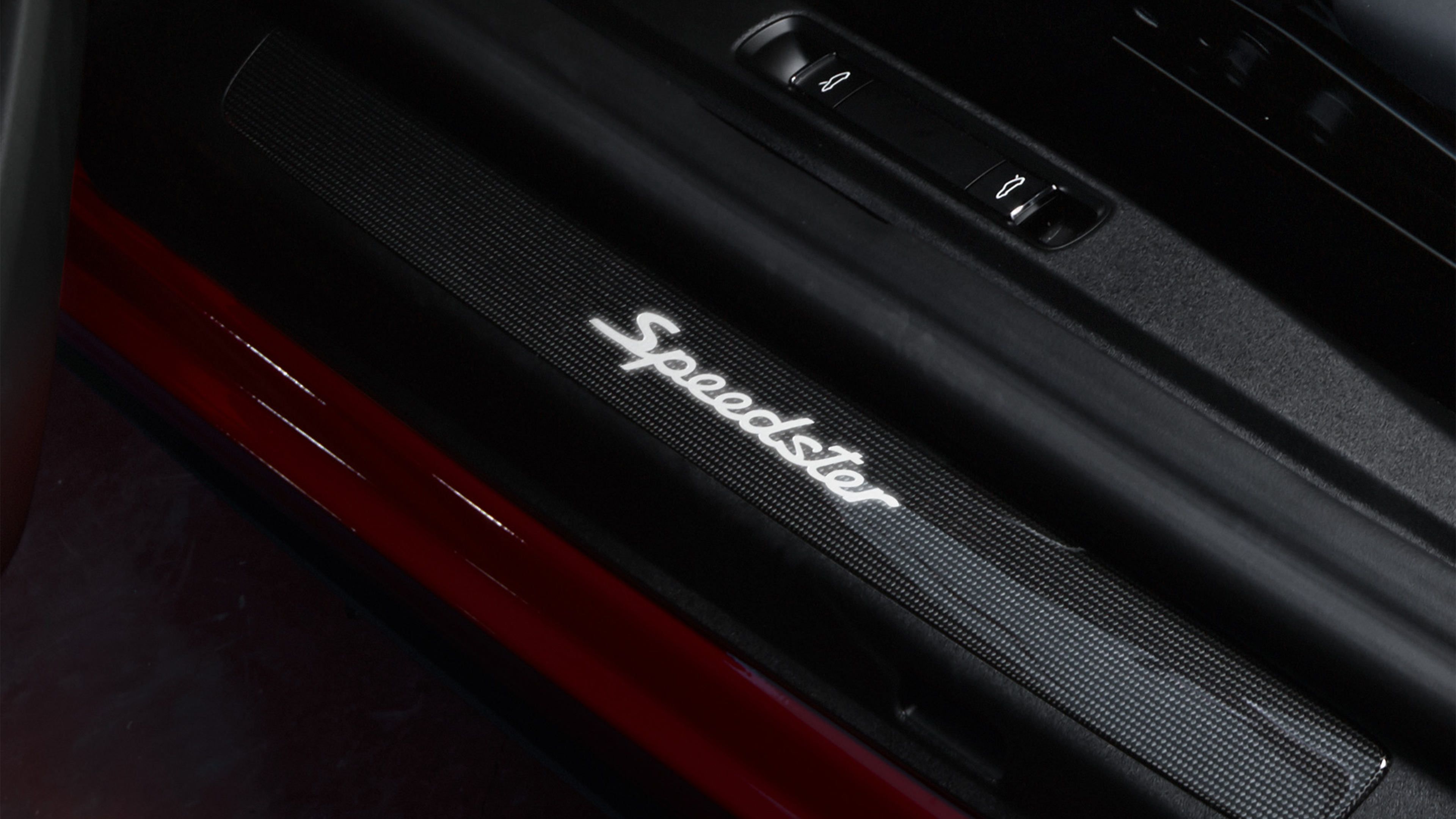 Shows Picture of Außergewoehnlich_Bis_Ins_Letzte_Detail_01_1920x1080pxRetina.jpg