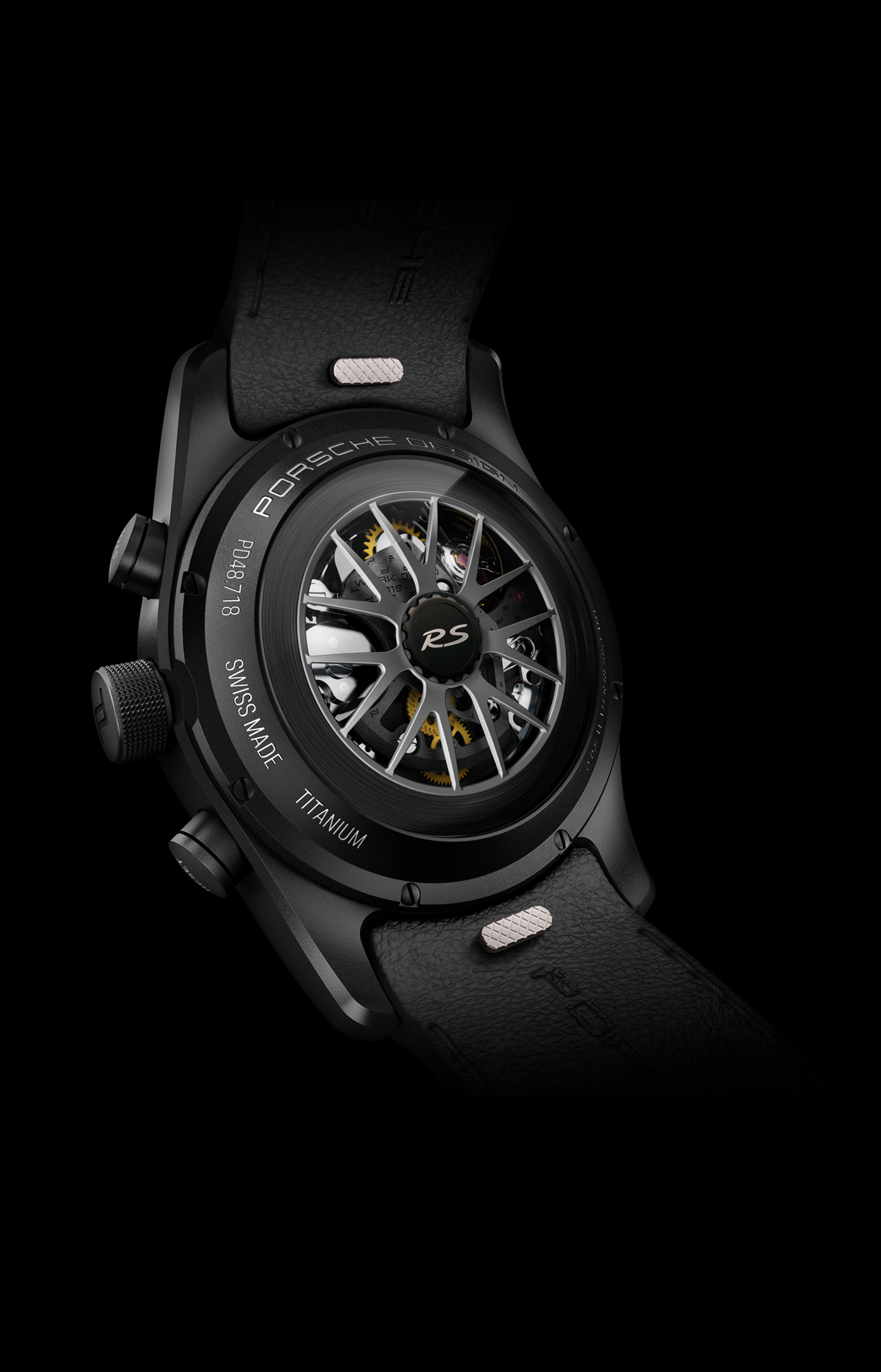 Shows Picture of 451_TP1_718_GT4RS_Weissach_Back_Rotoren_brilliantsilver_B_Milestone_Carousel_1280x2160px_72dpi.png