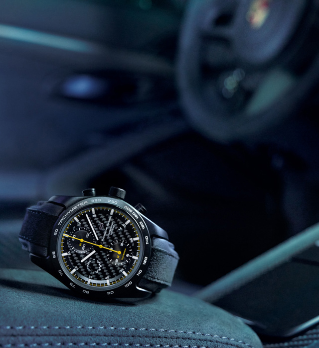 Shows Picture of Chronograph718_Cayman.jpg